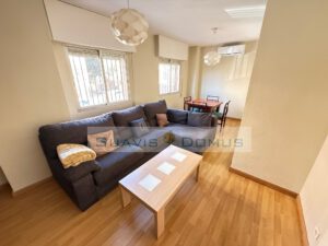 Piso de 83m2 reformado en Los Bloques