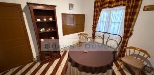 FEA557E6-E9DE-4B53-8EBA-BBF5CD397199