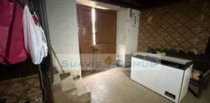 9CB91531-F285-4970-8E28-01FBABFA1842